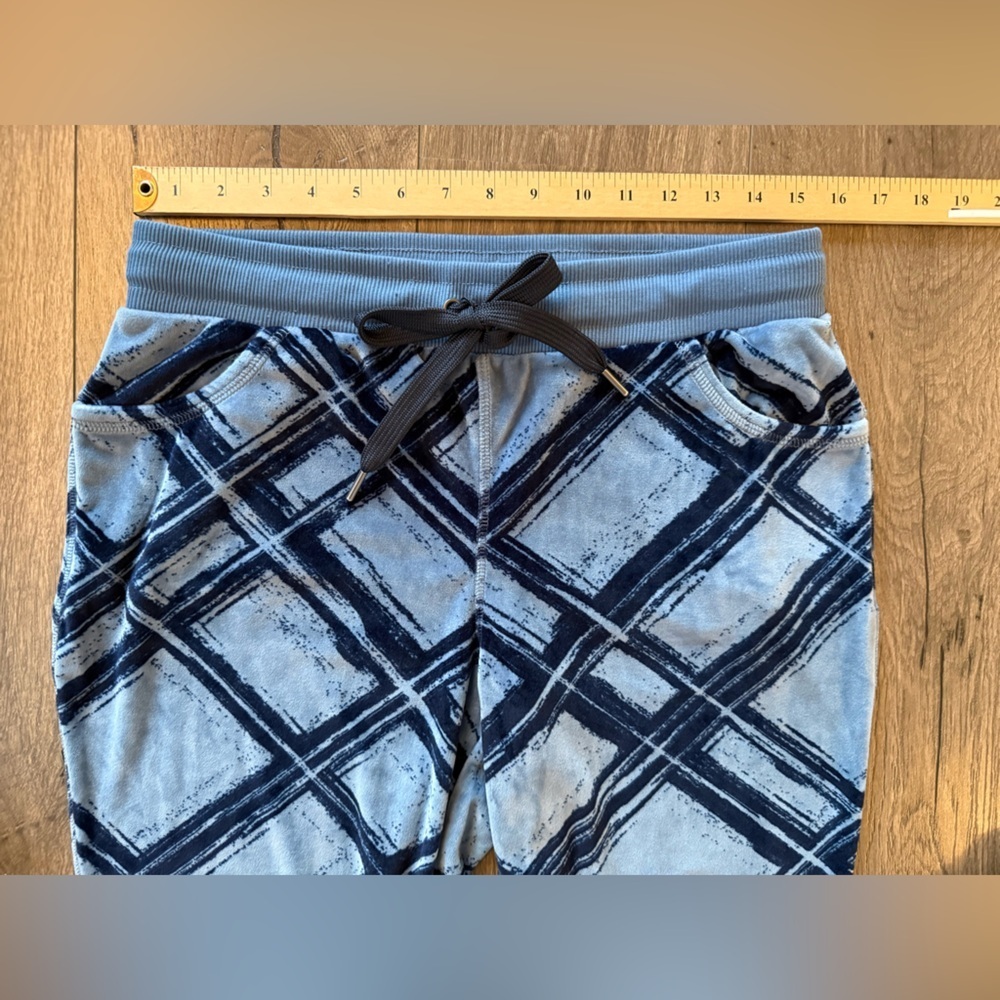 LuLaRoe Crystal Cozy Pant blue pattern Size medium - Picture 7 of 7